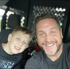 Matthew Kochman's Instagram, Twitter & Facebook