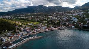 Karaburun osman topraklarına katılışından 1867 yılına kadar i̇zmir livasina bağlı. Karaburun U Kadinlar Yonetecek