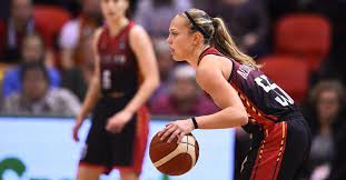 Julie allemand se qualifie avec les belgian cats alors. Mauvaise Nouvelle Pour Les Belgian Cats Julie Allemand Forfait Pour Les Deux Matches De Qualifications En Fevrier