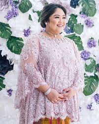 Model baju batik long dress. 30 Model Kebaya Untuk Orang Gemuk Agar Terlihat Langsing