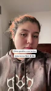 Chico Con Lentes Deberíamos