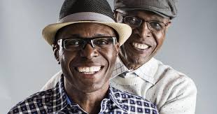Even as Gale Sayers battled dementia, his bonds could never be broken