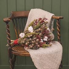 Fresh flowers & florist supplies @ trade prices. Dried Flowers Mixed Xmas Bunch Dried Flowers Direct Uk