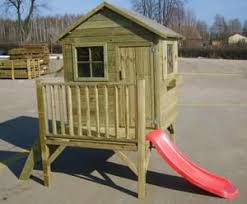 Erweitert werden kann es durch einen spielturm, mit einer rutsche, einen sandkasten oder ein klettergerüst und bietet so. Gartenspielhauser Holz Gunstig Online Kaufen Kaufland De