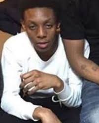 Stars don't find light they just pop out and shine 🤴🏾 . . . . . THE 🐻 IS  OUT OF HIBERNATION!!!!! 2 NEW FREESTYLES OUT NOW LINK IN BIO!!!!!! THE  SINGLE