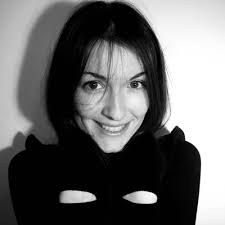 Lisa Levi's Instagram, Twitter & Facebook