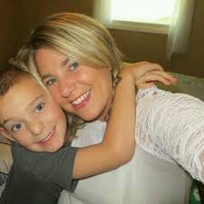 Janell Hoard (@janellmh)