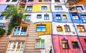 It's hard to forget this shocking and colorful architecture and it's a good place to get inspiration and try to understand how to. Fotos Lizenzfreie Bilder Grafiken Vektoren Und Videos Von Hundertwasserhaus Adobe Stock