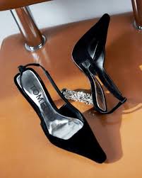 Start Your Week On The Right Foot With Tomford S Velvet Crystal Heel Pumps Available Now In Our Shoe Salon On 2 Tom Ford Shoes Crystal Heels Tom Ford Heels