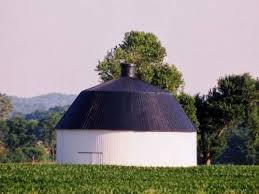Round Barn Just North Of Chillicothe Ohio Barns Sheds Stone Barns Old Barns