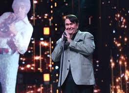 He was an established actor of the 1970s and received two filmfare award nominations. Randhir Kapoor Reveals How Rishi Kapoor S Tardiness Led To The Lyrics Of Henna S Song On Sa Re Ga Ma Pa Li L Champs Bollywood News Bollywood Hungama