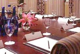 Линден холл может относиться к: Macdonald Linden Hall Hotel Linden Dnata Travel