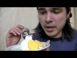 Eating Donald Duck Butt at Tokyo DisneySea