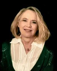 Alma Lund's Instagram, Twitter & Facebook