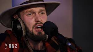 The Harmonic Resonators perform a Māori folk song medley live at RNZ