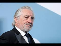 Infortunio a una gamba per De Niro in Oklahoma