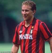 Il posto migliore per trovare un live stream per vedere la partita tra inter milan e sampdoria. What Would Ronaldo Ferdinand Romario And Zidane Cost In Today S Market All Football