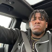 Derick Hobson (@hunchohobs) • Instagram photos and videos