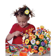 In flower photography, we get to appreciate more the depth of flowers aside from the fact that have that role in the reproduction. The Amazing Flower Kit Happy Puzzle Company Brightminds Uk Brightminds Educational Toys For Kids Gifts Games Kids Books