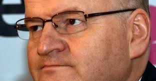 Kardinál Vlk nedemokratům negratuloval, tvrdí Herman. Arcibiskupství už si  není jisté