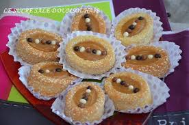 Abonnez vous à la chaine youtube recettes companion. Petits Fondants Au Caramel Beurre Sale Le Sucre Sale D Oum Souhaib