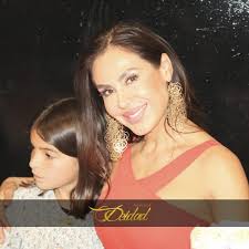 𝐃𝐢𝐬𝐭𝐢𝐧𝐠𝐮𝐞𝐧 𝐚 𝐝𝐞𝐬𝐭𝐚𝐜𝐚𝐝𝐨𝐬 𝐚𝐜𝐭𝐨𝐫𝐞𝐬 𝐝𝐞 𝐜𝐢𝐧𝐞  Por sus papeles protagónicos en la película 𝐔𝐧 𝐌𝐢𝐥𝐚𝐠𝐫𝐨 𝐝𝐞  𝐍𝐚𝐯𝐢𝐝𝐚𝐝 𝐞𝐧 𝐋𝐚 𝐏𝐚𝐳', 𝐞𝐥 𝐂𝐨𝐧𝐜𝐞𝐣𝐨 𝐌𝐮𝐧𝐢𝐜𝐢𝐩𝐚𝐥  𝐝𝐞 𝐒𝐚𝐧𝐭𝐚 𝐂𝐫𝐮𝐳 𝐝𝐞 𝐥𝐚 ...