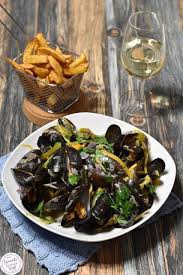 Karambakarina 39 S Welt Rezept Fur Moules Frites Of Simpel Gesagt Miesmuscheln Frite En 2020 Recettes De Cuisine Moules Frites Frites