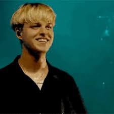 Russell Boring's Instagram, Twitter & Facebook