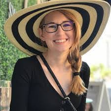 April Bybee's Instagram, Twitter & Facebook