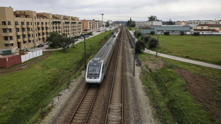 Portekiz'in ana demiryolu hattına yaklaşık 66 milyon euroluk modernizasyon desteği