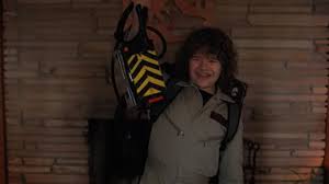 Search, discover and share your favorite stranger things dustin gifs. The Trap Ghost Ghostbusters Of Dustin Henderson Gaten Matarazzo In Stranger Things Season 2 Episode 2 Spotern