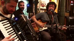Concierto Sorpresa en Pub Blason´s Con Abelardo Navarro
