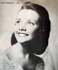 Search Marjorie Elliott Obituaries and Funeral Services