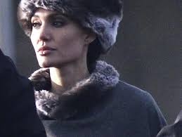 VIDEO] Angelina Jolie, Jennifer Aniston et le film porno - Voici