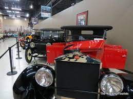 Classic Cars Galore At Kearney Museum The Walking Tourists Kearney Classic Cars Car Collection