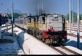 Ydm4 No 6149 And Ydm4 No 6663 Were Hauling The Senandung Langkawi Express Train No 20 From Kl Sentral To Hat Yai Junction It W Hat Yai Padang Besar Train