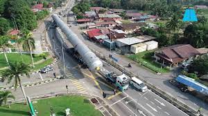 We are member of pffa (penang freight forwarders association), iata (international air transport association) and fiata (federal international airfreight. Aman Logistik 100m Cargo Transportation Melaka Youtube