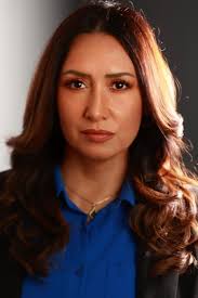 Linda Meadows's Instagram, Twitter & Facebook