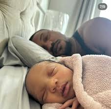 The Clark Sisters Receive Award at Women's Convention