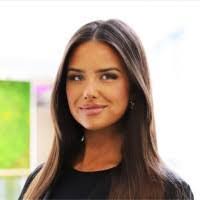 Hollie Ramsey's Instagram, Twitter & Facebook