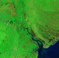 Tropical cyclone eloise is expected to strengthen as it approaches mozambique, creating a wind and flood threat across portions of southern africa. Eloise Floods Mozambique