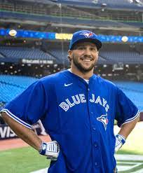Toronto Blue Jays - Happy Birthday to #BlueJays fan and Buffalo Bills  Quarterback, Josh Allen! 🥳 | Facebook