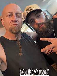 No matter how hard you try and lead with the lats, as long as your elbows  are flared out, the arms are ALWAYS going to be the first thing to engage at