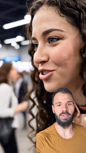 É isso que o povo quer ver! 😍 Um brasileiro usou inteligência artificial  para criar um trailer no estilo Disney e pedir a namorada em casamento — e  ela disse sim 💍✨ @