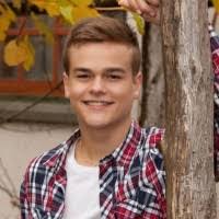 Sam Degeneres's Instagram, Twitter & Facebook