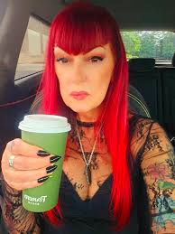 I know. 🖤🤘🎶🔥