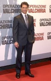 However, he had a temporary tattoos for movie roles. Tom Cruise Weight Height And Age We Know It All