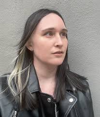 Briana Ní Loingsigh (@foghlaimeoir): "Irish is a little bit similar. There  are some different options for phrasing, but you would use a different,  more permanent feeling form of “to be” to say