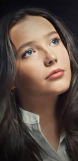 Beautiful picture of Lucy, happy weekend everyone 🙂