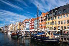 Dánsko je zemí ležící v severní evropě. Dansko A Jeho Zajimavosti Cestujzadara Cz